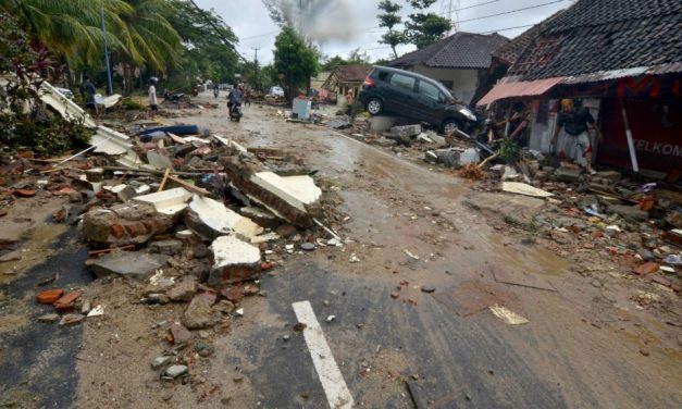 Szökőár Indonéziában: 288 áldozat