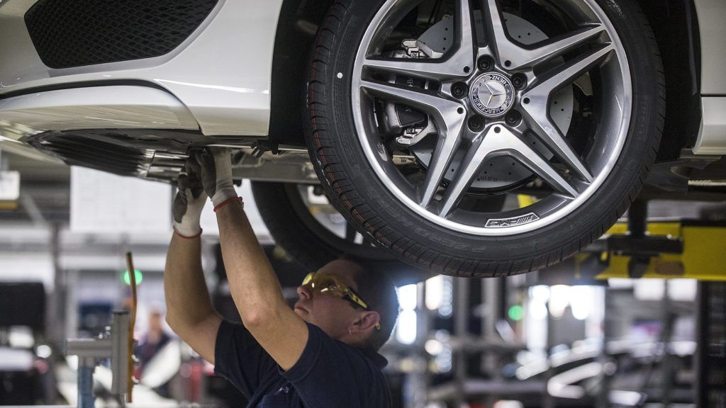 Két év alatt harmincöt százalékos béremelés a kecskeméti Mercedes gyárban