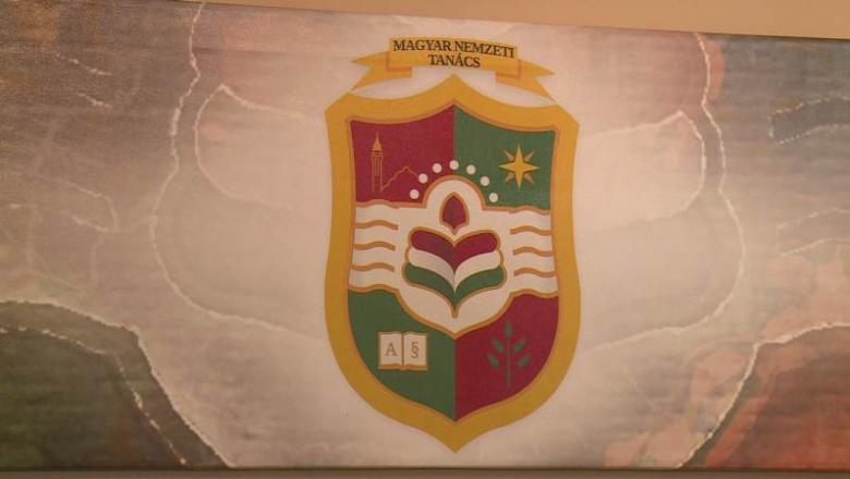 Ülésezik a Magyar Nemzeti Tanács