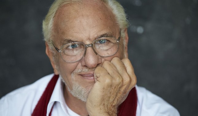 <span class="entry-title-primary">„Egész életem hitelesíti a mondataimat”</span> <span class="entry-subtitle">Az író szerelmi vallomása – vagy inkább: vallomása a szerelemről</span>