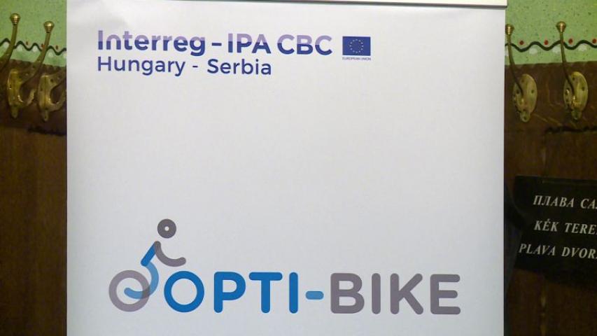 Kerékpárút épül Ásotthalomig és Tompáig