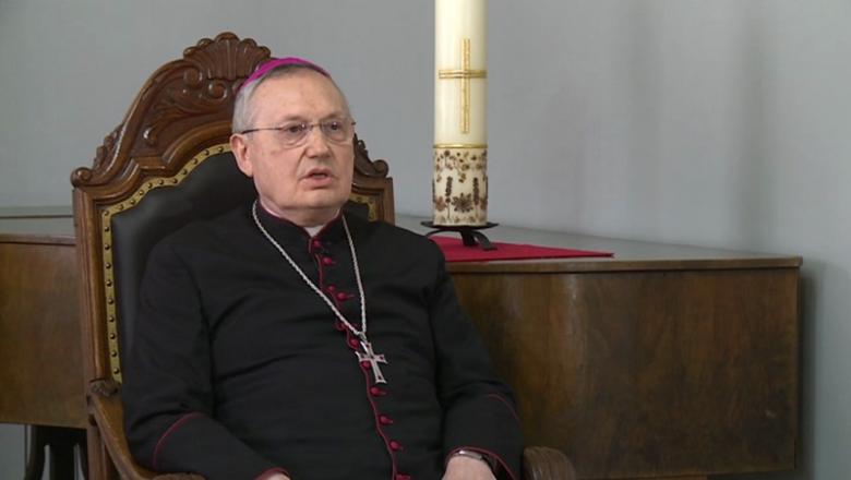 Hajléktalan születése