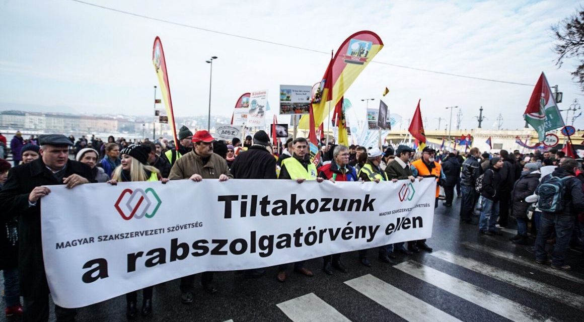 <span class="entry-title-primary">Dulakodással ért véget a „rabszolgatörvény“ elleni demonstráció Budapesten</span> <span class="entry-subtitle">Nem kérnek a munkások az évi 400 túlórából</span>
