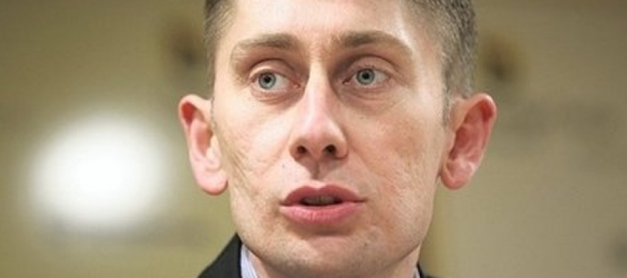 Nő az államelnök és a parlamenti képviselők fizetése