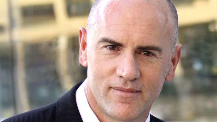 <span class="entry-title-primary">A melegeket „kigyógyító” terápia atyja melegként él tovább</span> <span class="entry-subtitle">34 év házasság után hagyta ott feleségét</span>