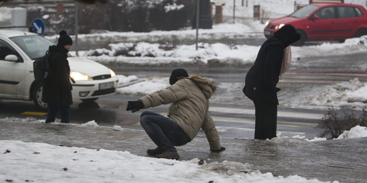 Narancssárga figyelmeztetés, ónos eső jön