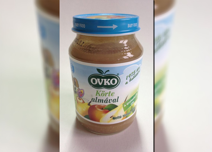 Műanyagot találtak egy bébiételben Magyarországon