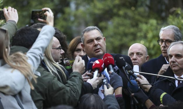 Lemondott a görög védelmi miniszter a macedón névvita miatt