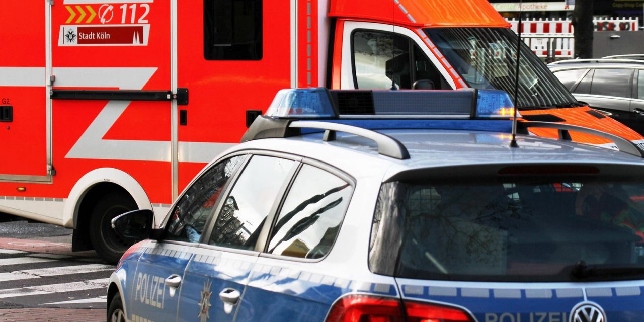 Megkéseltek egy állapotos nőt Németországban – A magzat belehalt a támadásba