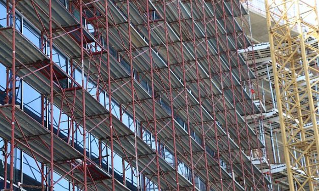 Újvidék: Leesett egy ember a Pupin Palotáról