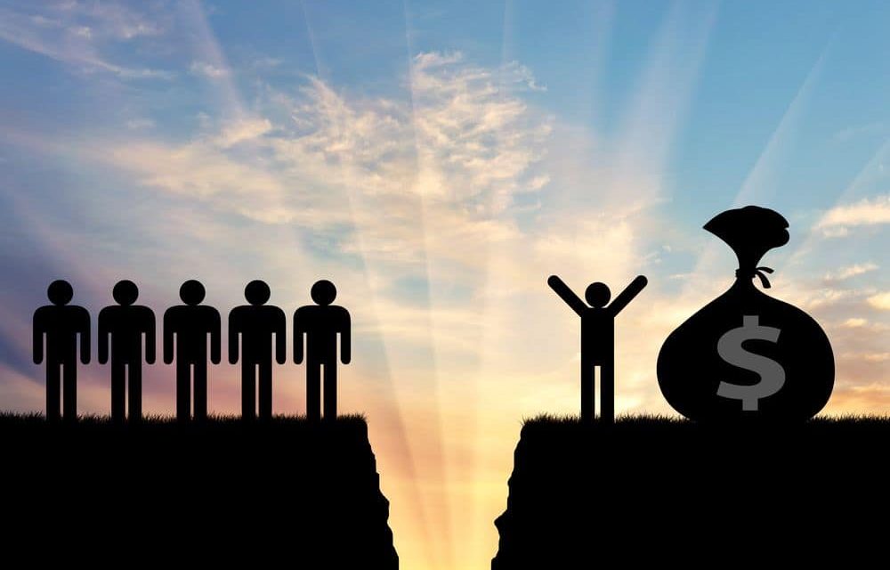 <span class="entry-title-primary">Egyre nagyobb a szakadék gazdagok és szegények között</span> <span class="entry-subtitle">Egy év alatt megduplázódott a milliárdosok száma a világban</span>