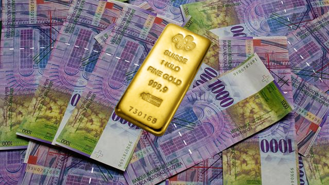 A svájcifrank-hitelesek megsegítését sürgeti az Efektiva egyesület