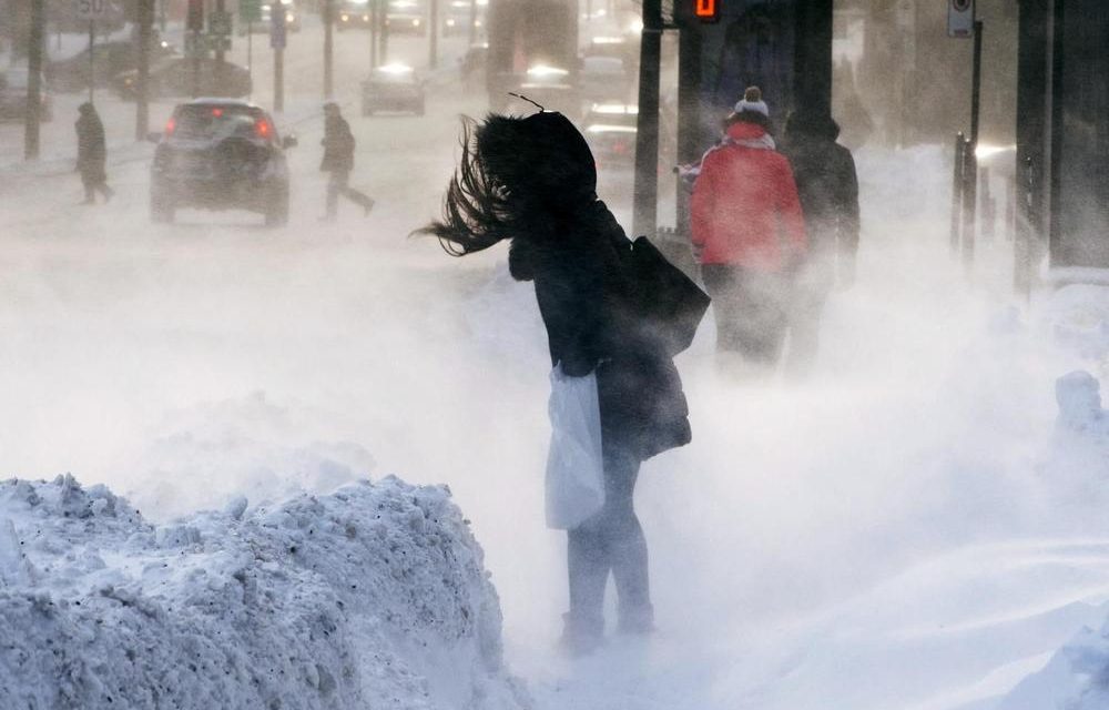 Káosz Bánátban: Kamionokat borított fel a viharos szél (Videóval)