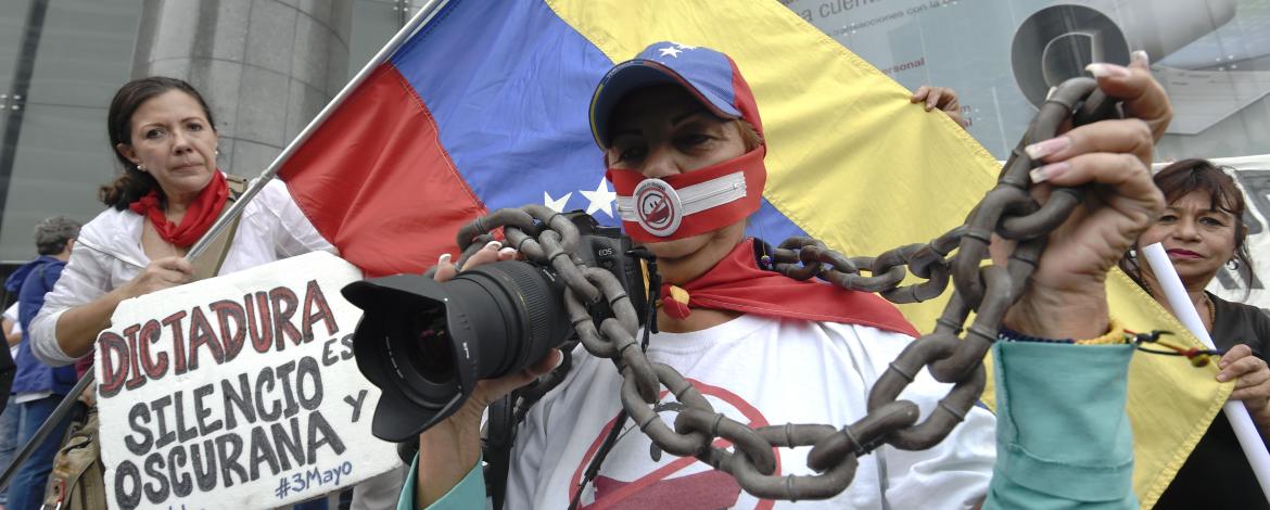 Az EP a Venezuelában bebörtönzött újságírók szabadon bocsátását követeli