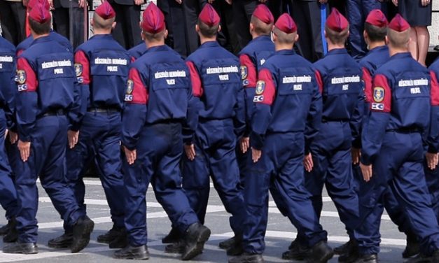 Újabb magyar rendőri kontingens érkezik határvédelemre