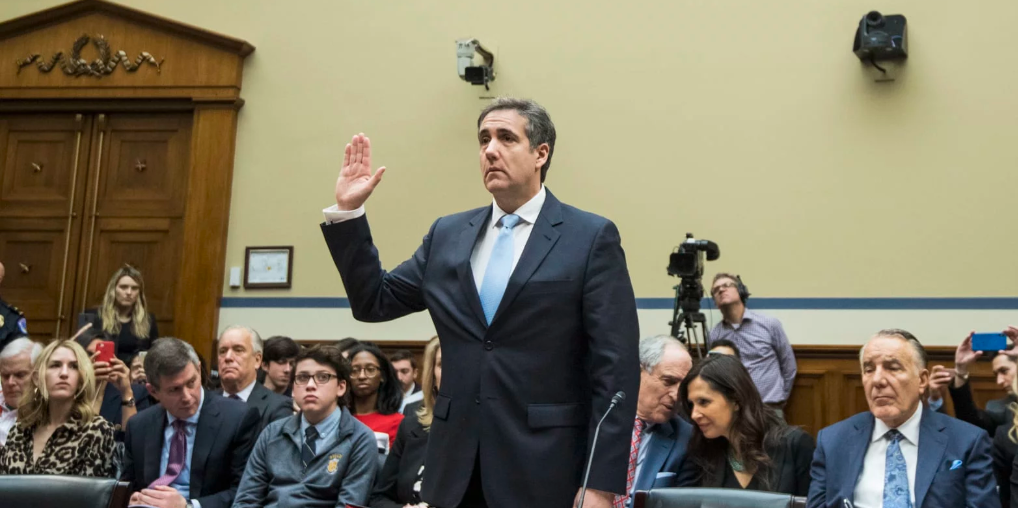 <span class="entry-title-primary">Az elnök egy rasszista, hazug, csaló gazember (Trumpizmusok)</span> <span class="entry-subtitle">Donald Trump egykori helyettese és „fixere” kitálalt a Kongresszusban</span>