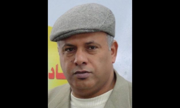 A lakása előtt, a nyílt utcán lőtték le az írót