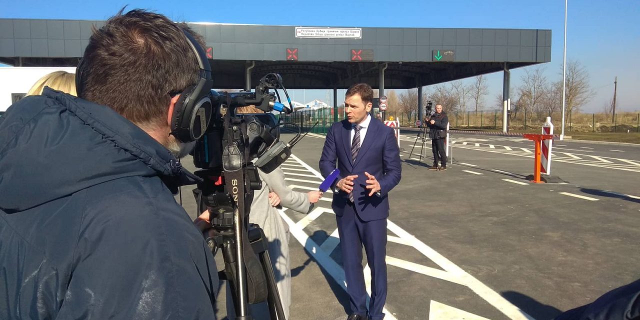 <span class="entry-title-primary">Átadták a felújított bajmoki határátkelőt</span> <span class="entry-subtitle">Az egésznapos működésről egy majdani közös szerb-magyar kormányülésen ejtenek szót</span>