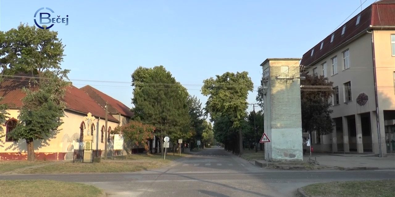 <span class="entry-title-primary">Az iskolákat bezárják, ugye?</span> <span class="entry-subtitle">Gondolatok az óbecsei Petőfi Sándor Általános Iskola tervezett bezárása kapcsán</span>