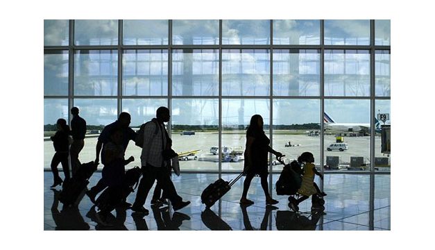 <span class="entry-title-primary">A fiatalok távozása lefejezi az országot</span> <span class="entry-subtitle">Családi Kör, 2019. november 28. - lapszemle</span>