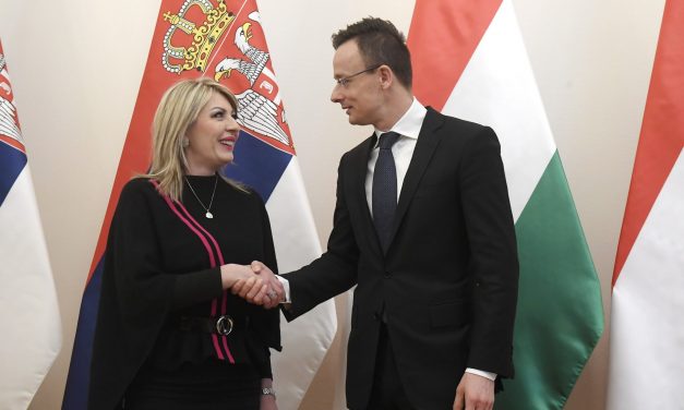 Szijjártó Jadranka Joksimovićtyal tárgyalt