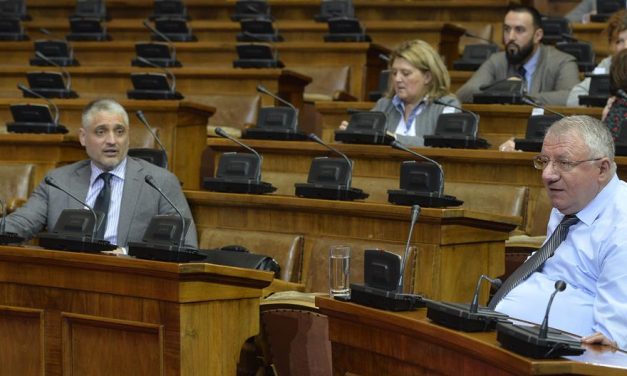 Az LDP nem hajlik a parlamenti munka bojkottjára