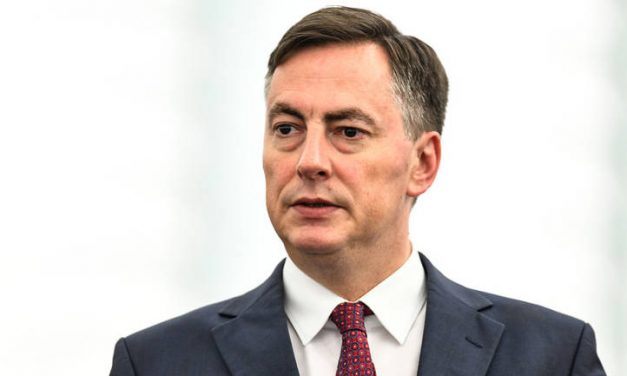 McAllister: A parlament a demokratikus párbeszéd helye