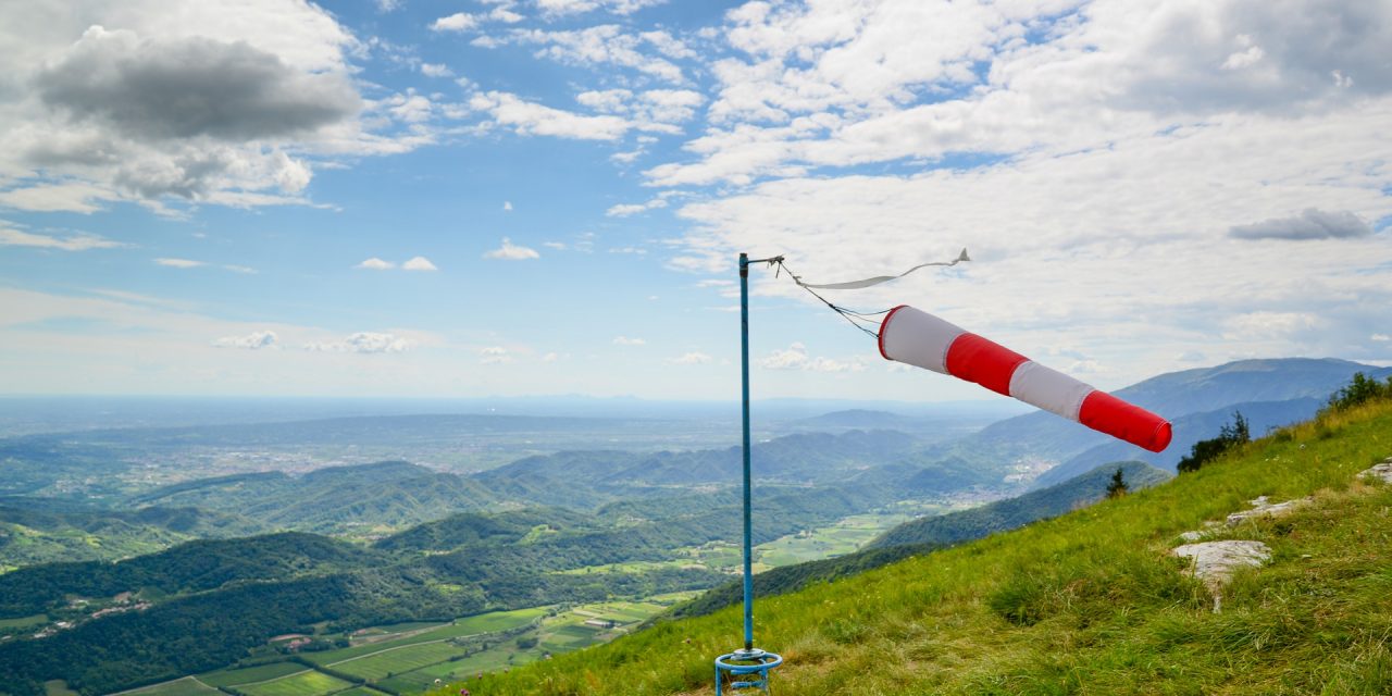 Viharos lökésekkel érkezik a kossava