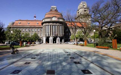 15 perces leállás és csend Zentán is