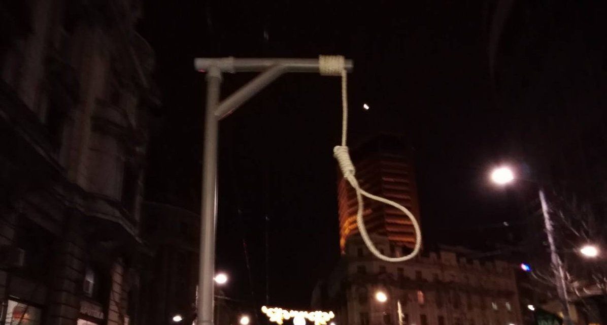 Jusson eszükbe Nikola