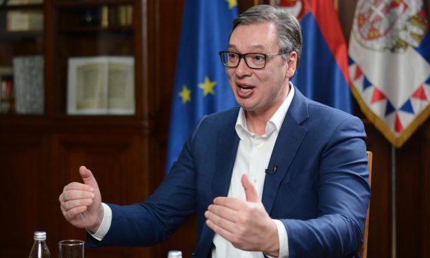 Vučić megkezdi Szerbia jövője című kampányát (Videóval)