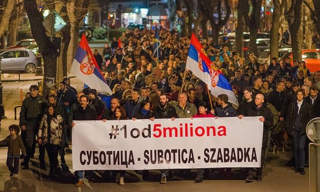 Szabadka: Nagypénteken nincs tüntetés, majd csak jövő kedden!