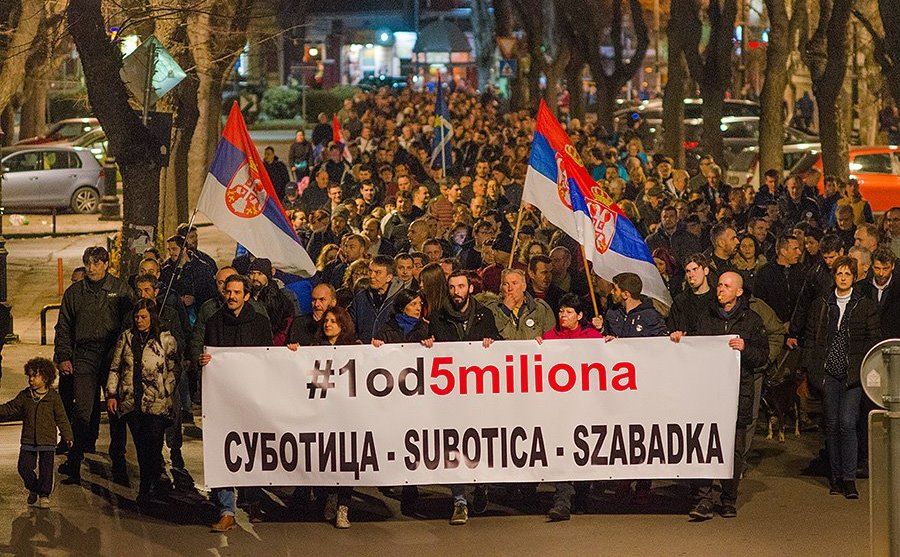 Szabadka: Nagypénteken nincs tüntetés, majd csak jövő kedden!