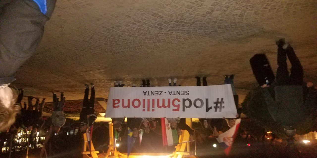 Zenta ötödször is tüntet! (Élő videó)