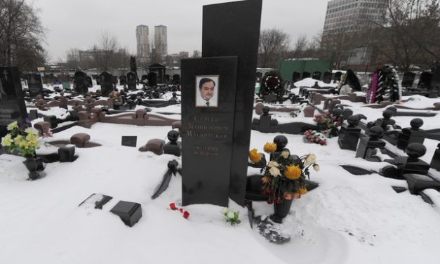 Szankciókkal sújtanák az emberi jogok megsértőit