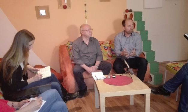 <span class="entry-title-primary">Nagykikindára minden adóügyért (?)</span> <span class="entry-subtitle">Ennek veszélyére hívta fel a figyelmet a Magyar Mozgalom zentai alapszervezete sajtótájékoztatóján</span>