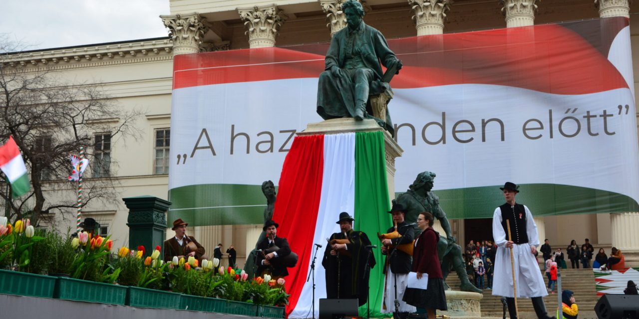 <span class="entry-title-primary">A Nemzetitől a Szabad sajtó útjáig (KÉPGALÉRIA)</span> <span class="entry-subtitle">Budapesti programok március 15-én</span>