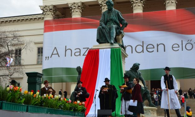 <span class="entry-title-primary">A Nemzetitől a Szabad sajtó útjáig (KÉPGALÉRIA)</span> <span class="entry-subtitle">Budapesti programok március 15-én</span>