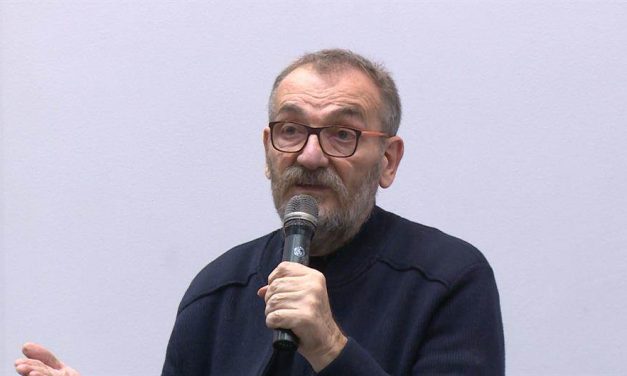 Aleksandar Vučić gyakorlatilag fasisztának nevezte az utcán tüntető embereket