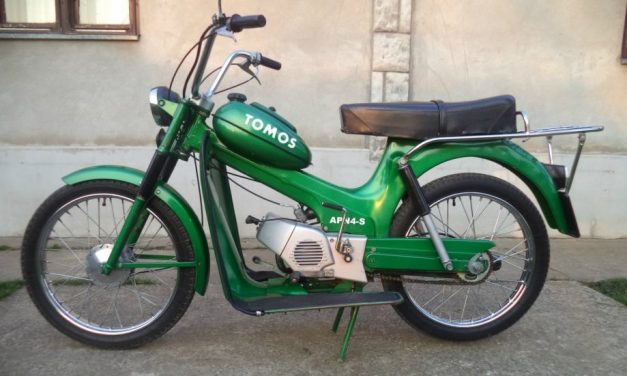 Április harmadikától érvényét veszti a segédmotoros kerékpárok és a traktorok tartós bejegyzése