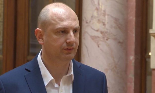 Laketić: A NATO bombázások után született gyermekek hajlamosabbak a daganatos betegségekre