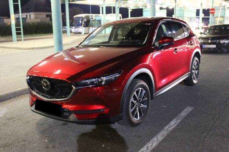 Körözött SUV-t foglaltak le Röszkén