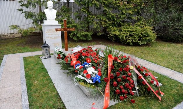 Tizenhárom évvel ezelőtt halt meg Milošević