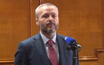 Megbízható ügyészekkel harcolna a „terrorizmus” ellen az államfő?