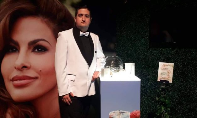 <span class="entry-title-primary">Kis faluból, magyarként a legjobbak között</span> <span class="entry-subtitle">A megvalósult álom folytatódott – A felsőhegyi Ősz Szabó Norbert 2018-ban is második lett az egyik kozmetikai világcég szerbiai forgalmazói rangsorában</span>