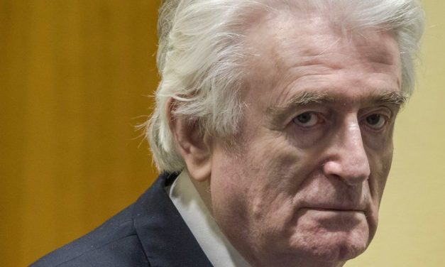 „A börtönben veszélybe kerülne Karadžić élete”