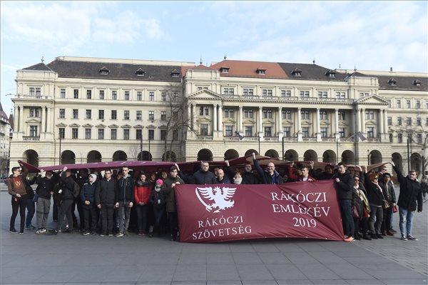 Potápi: Csak az ott élők tehetik szabaddá és otthonossá szülőföldjüket