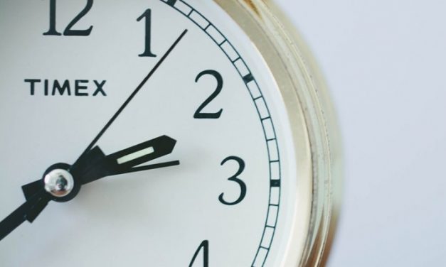 Megszavazta az óraátállítás eltörlését az Európai Parlament