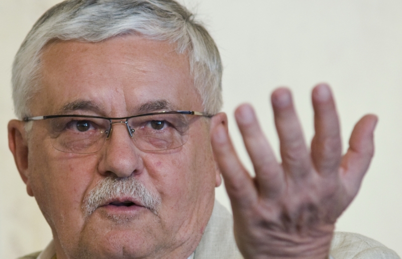 Végel László és Radivoj Cvetićanin kapta a Radomir Konstantinović-díjat