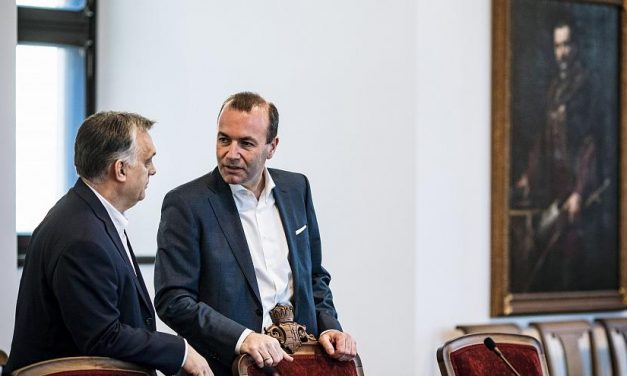 Weber: elfogyott a türelem az Európai Néppártban Orbánnal szemben